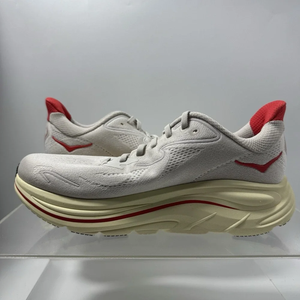 Hoka One One hoka one